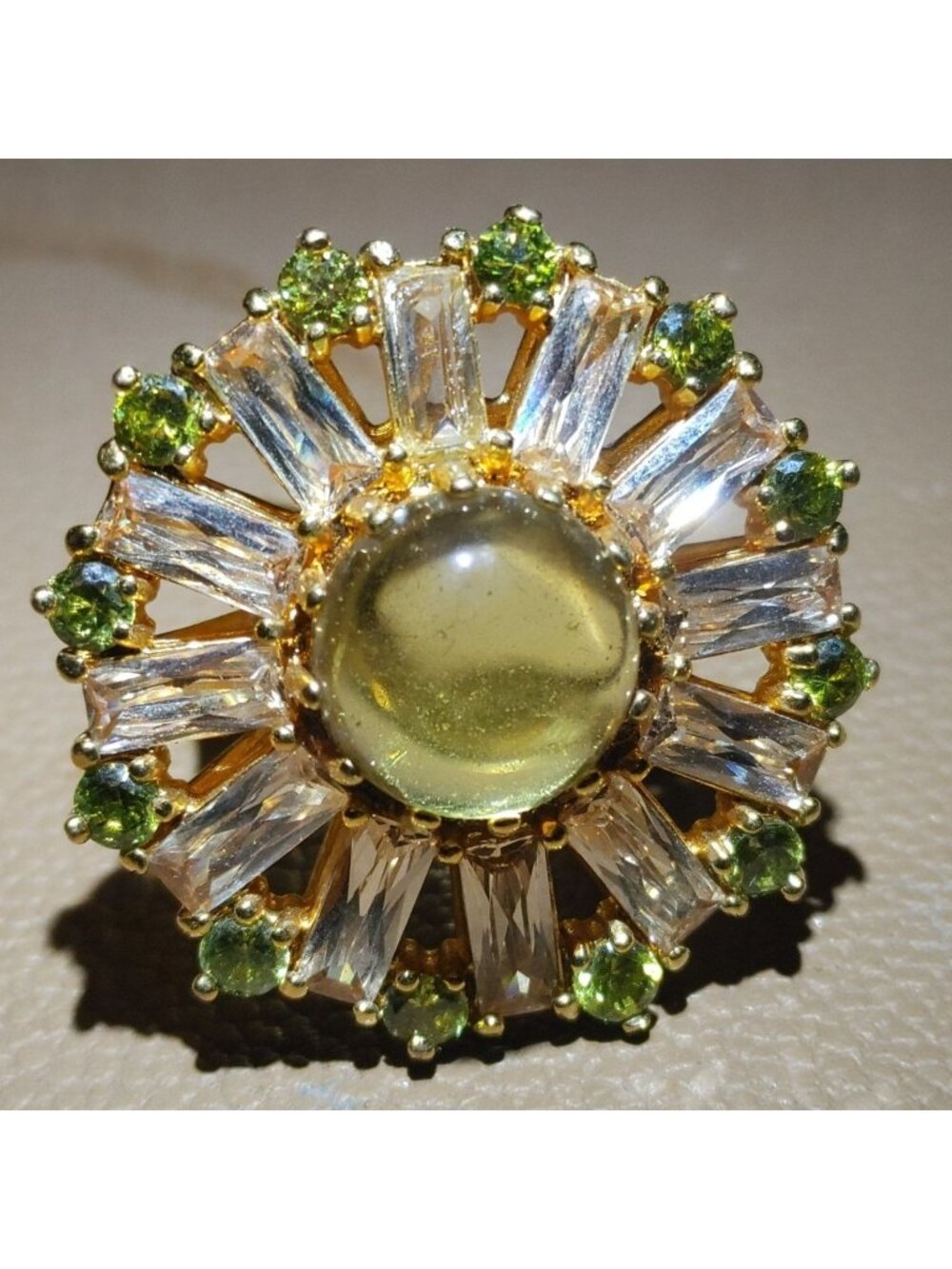 Statement Ring Size 7 J Crew Gold Tone Yellow Green Gemstone Accents Sunburst